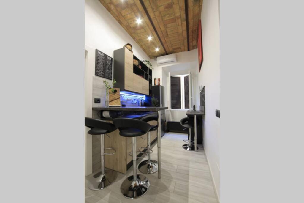 Elegant Apartment In Inner City At Vatican - Netflix And Optical Fiber Roma Ngoại thất bức ảnh