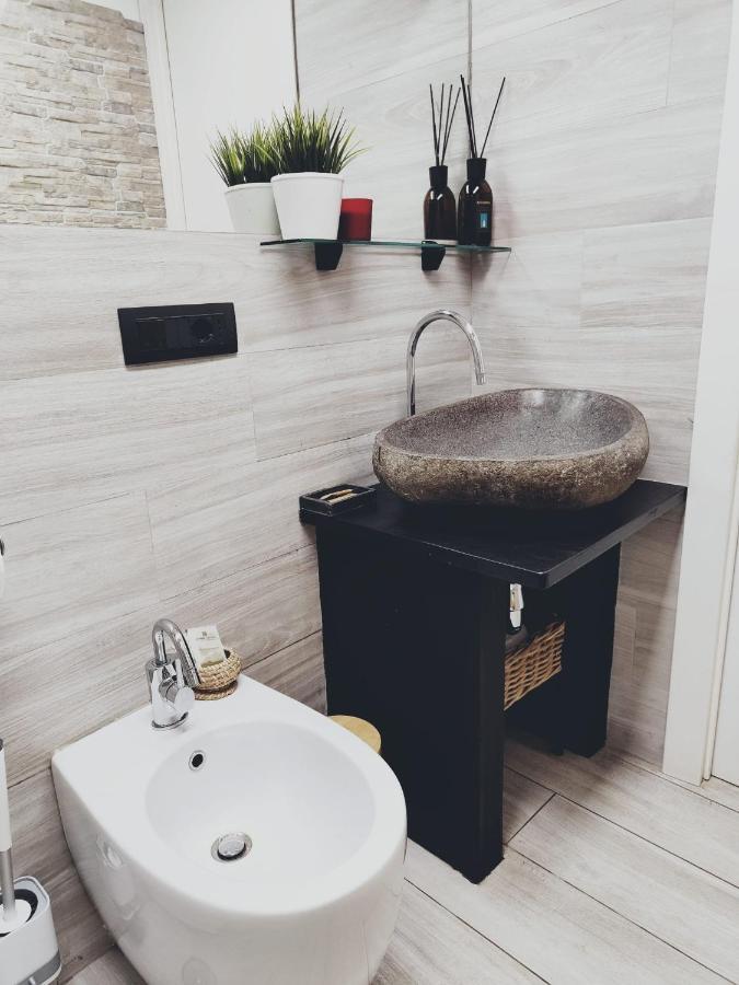 Elegant Apartment In Inner City At Vatican - Netflix And Optical Fiber Roma Ngoại thất bức ảnh